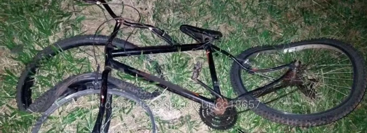 Ciclista morre após ser atropelado por carro em rodovia