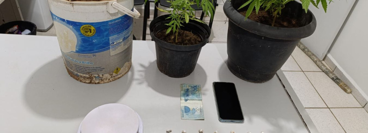 Homem é preso por tráfico de drogas em Auriflama após tentar dispensar entorpecentes durante patrulhamento