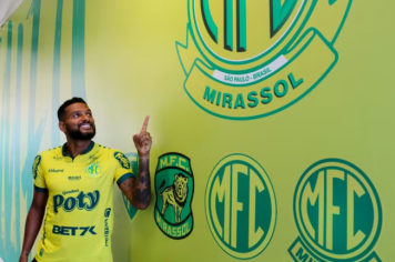 Mirassol oficializa a contratação do lateral Reinaldo, ex-Grêmio