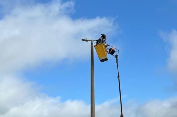  Prefeitura de Auriflama troca luminárias da via de acesso Arthur Fornazari Neto