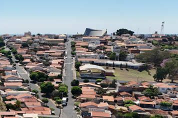 Auriflama gera 138 empregos formais em agosto e consolida liderança econômica na região