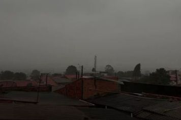 Chuva, frio e ventos fortes devem atingir o interior de SP neste domingo