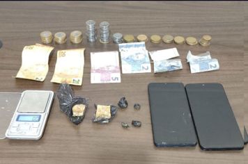 Homem é preso por tráfico de drogas em General Salgado após ação da PM com cão farejador