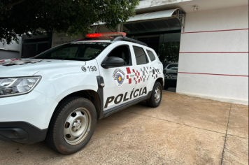 Homem é preso após furtar barra de chocolate em um supermercado em Auriflama