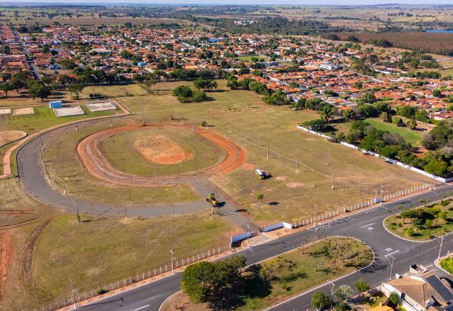Tribunal de Contas suspende edital da FIAP após suspeita de direcionamento em Pereira Barreto