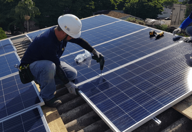 Empresa é condenada a indenizar cliente por falha em instalação de energia solar em Auriflama