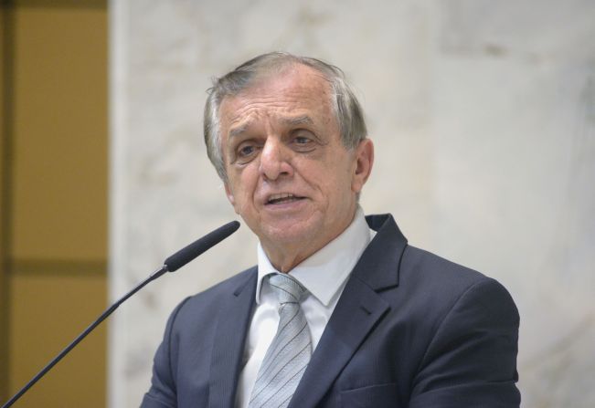 Ex-deputado Roque Barbiere é condenado por disparos em vendedor de cachorro-quente em 1995
