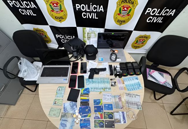 Casal é preso na região suspeito de aplicar golpes com cartões de benefícios sociais