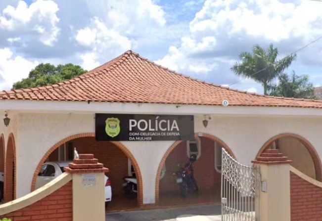 Polícia investiga suspeita de estupro em bar