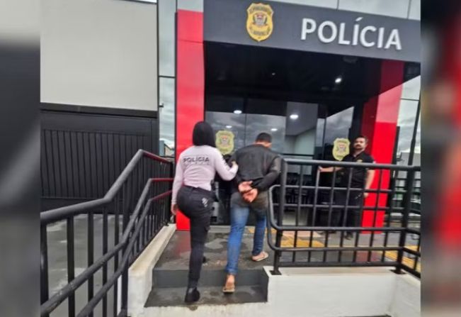 Vigilante é preso suspeito de gravar crianças nuas durante chamadas de vídeo pela internet