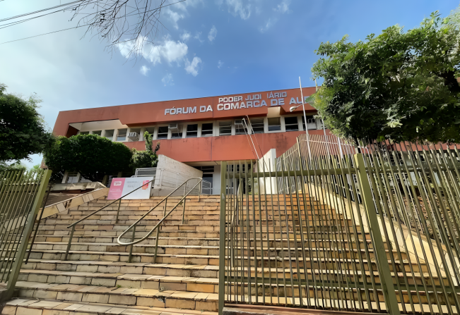 Motorista é condenado após avançar sinal de 