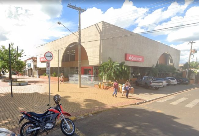 Santander anuncia fechamento da agência em Auriflama no próximo mês