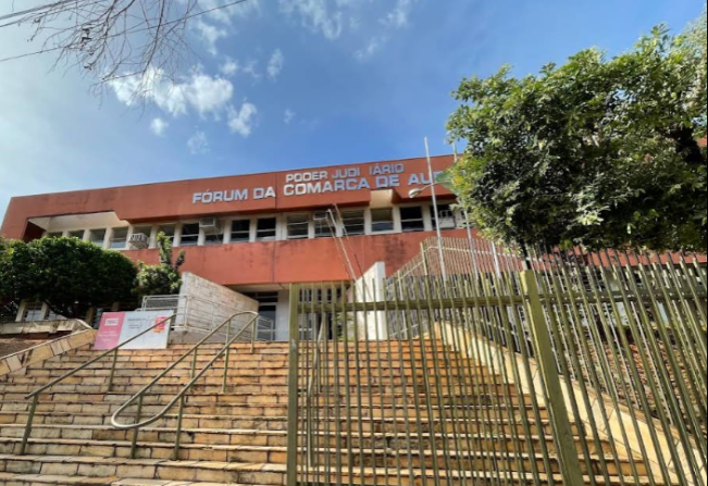 Justiça absolve homem acusado de furtar roupas doadas em igreja de Auriflama