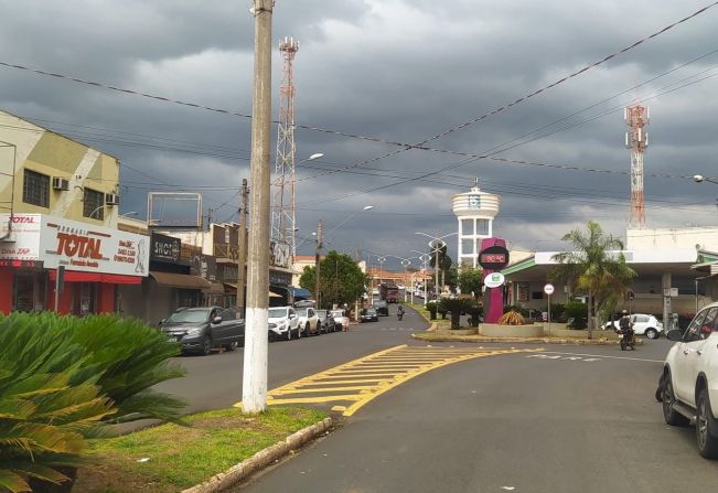 Auriflama terá sábado com calor de 33°C e possibilidade de chuva durante a noite